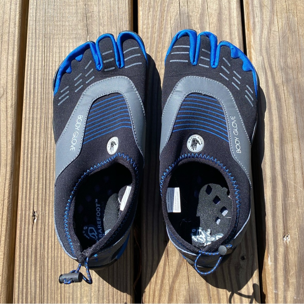 Body Glove water shoes size 9